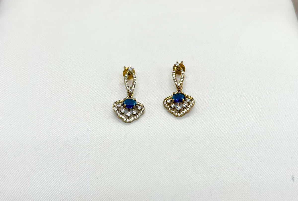 Victorian Blue-Stone Short Necklace