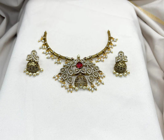 Victorian Short Necklace