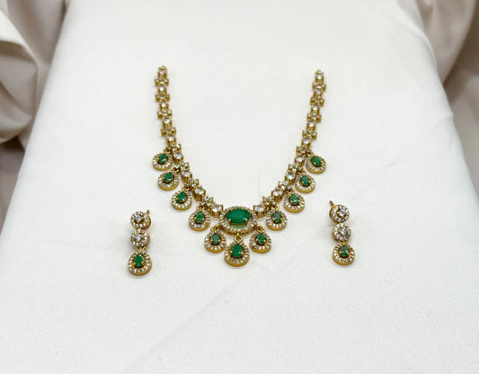 Matte finishing Short Necklace