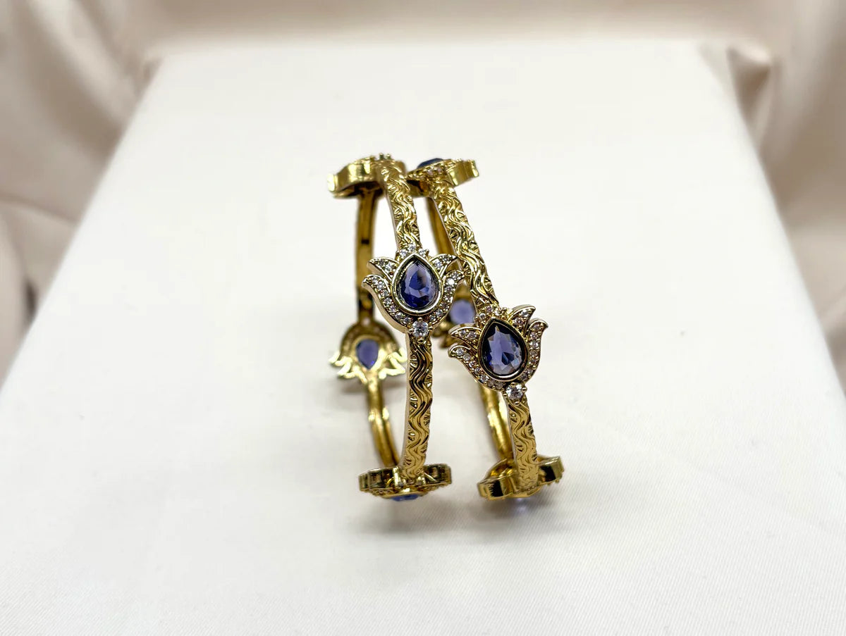 Victorian finishing purple stone Flower designed Bangle