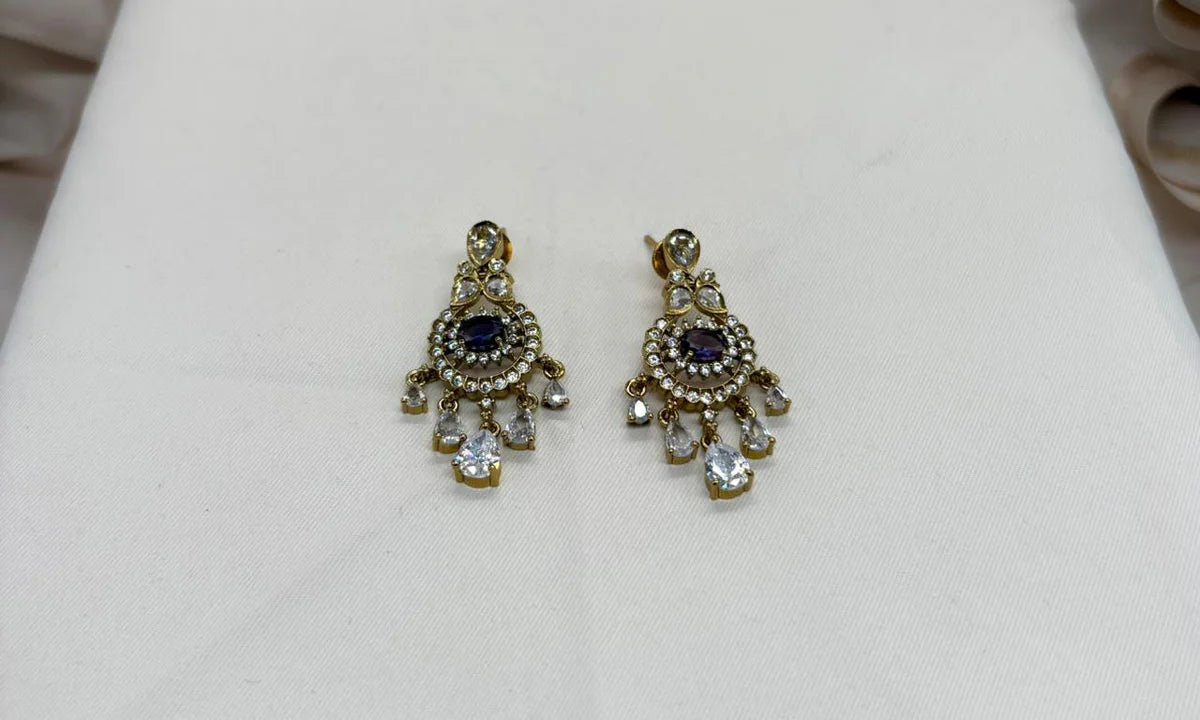 Victorian Two steps Short Necklace