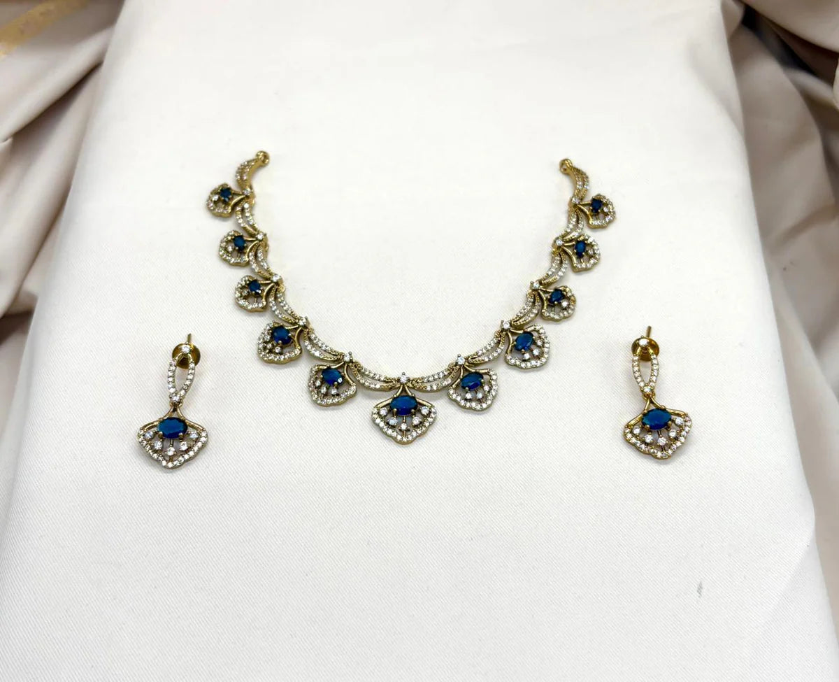 Victorian Blue-Stone Short Necklace