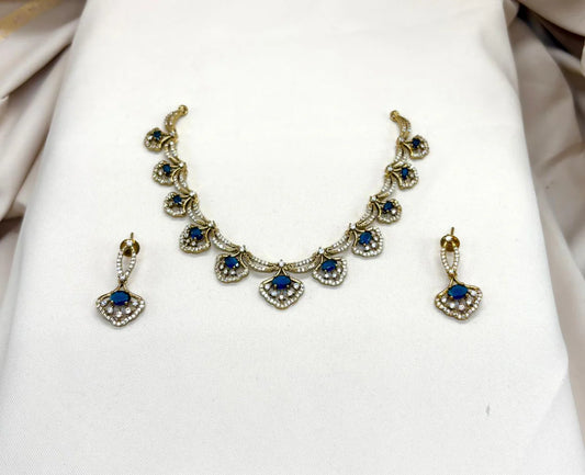 Victorian Blue-Stone Short Necklace