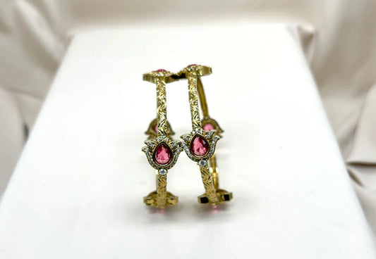 Victorian finishing Red stone Flower designed Bangle